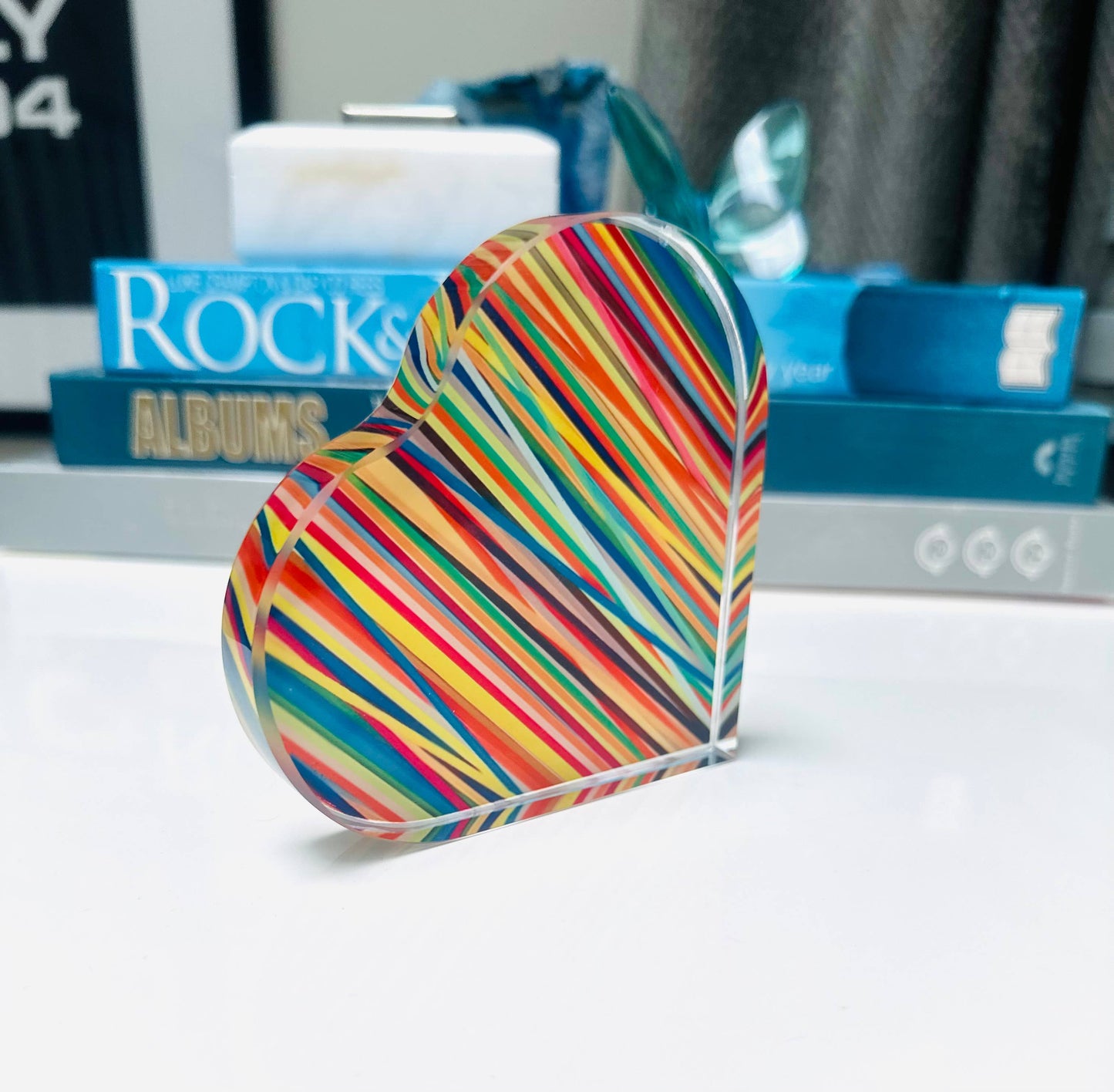 Colorful Abstract Lines Crystal Heart Paperweight Decor