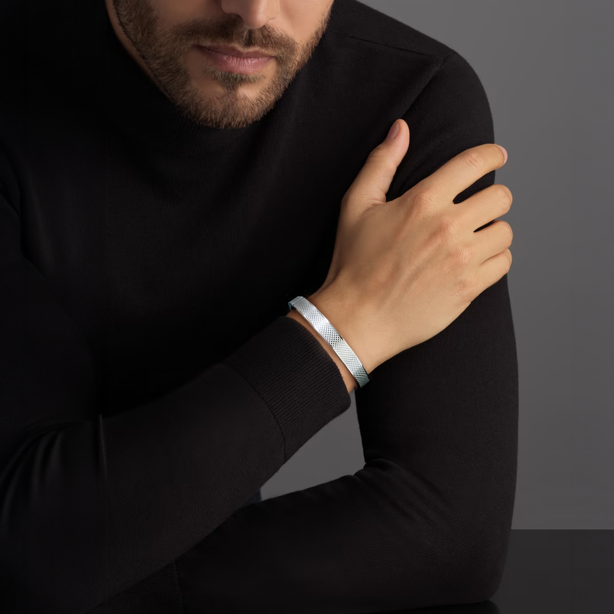 Simplicity Cross Hatch Bangle Bracelet