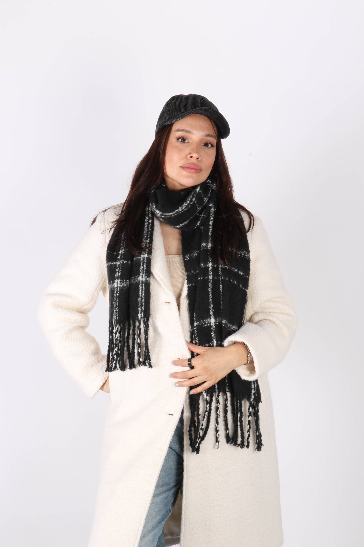 Oblong Plaid Woven Scarf