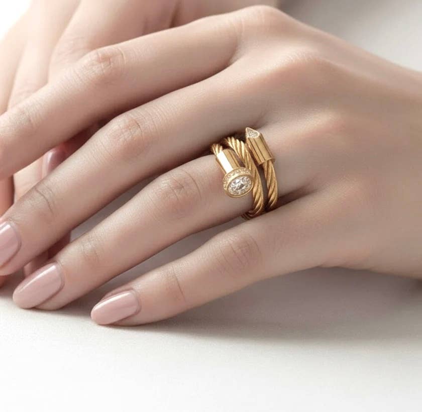 Gold Pavé Pointe Cable Adjustable Ring