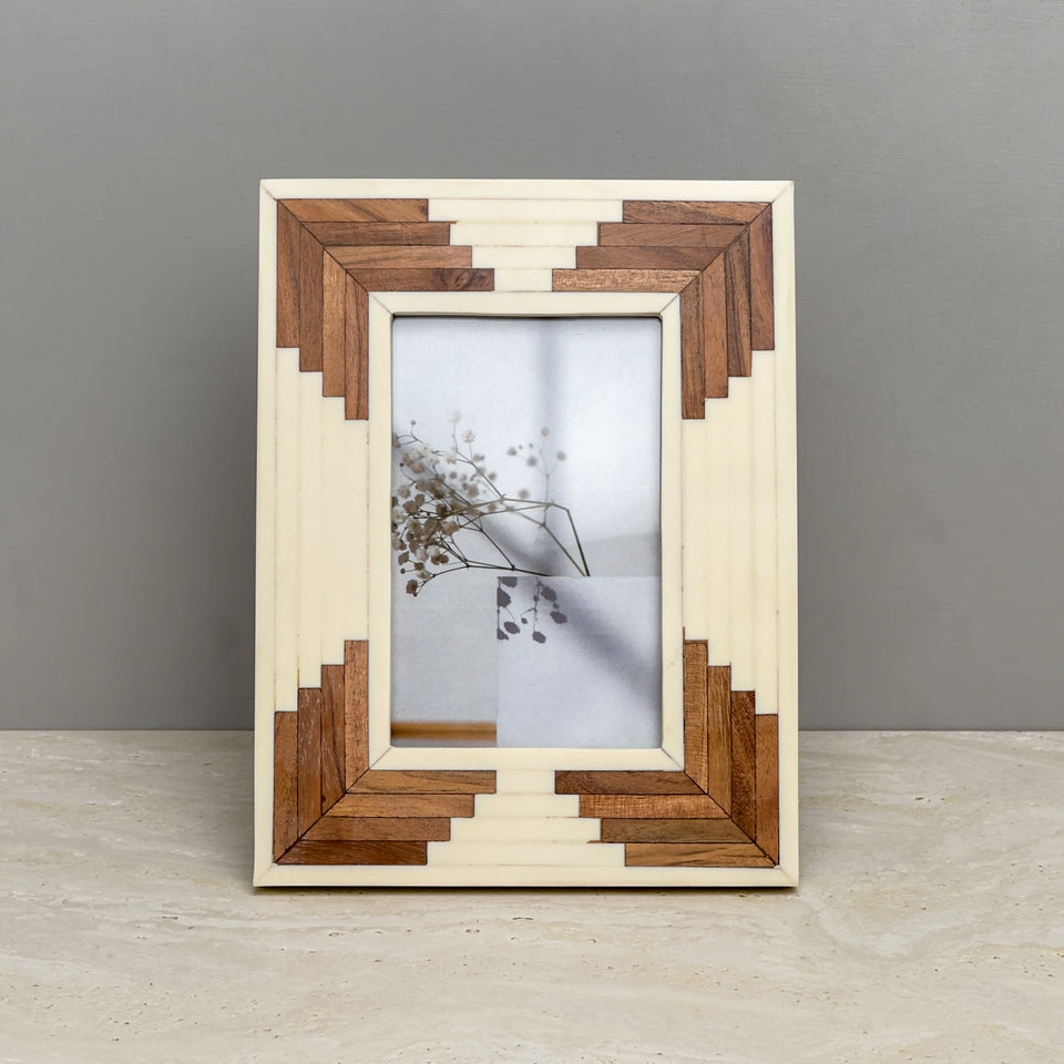 Horn and Wood Frame 4x6