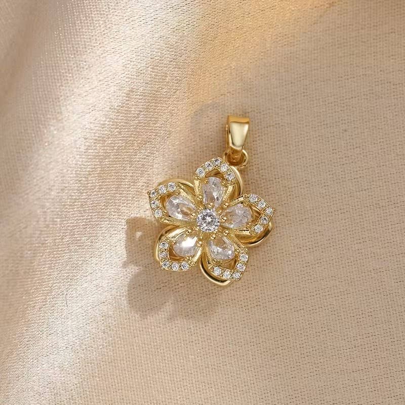 Flower Rotating Spinner Pendant