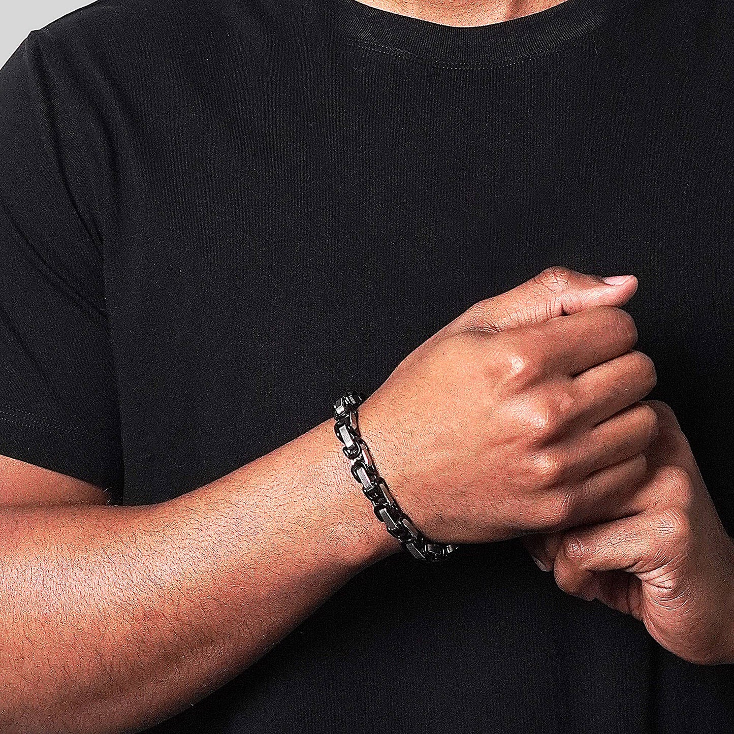 Invicta Jewelry Byzantine Chain Steel Bracelet (8mm) - 8.75"