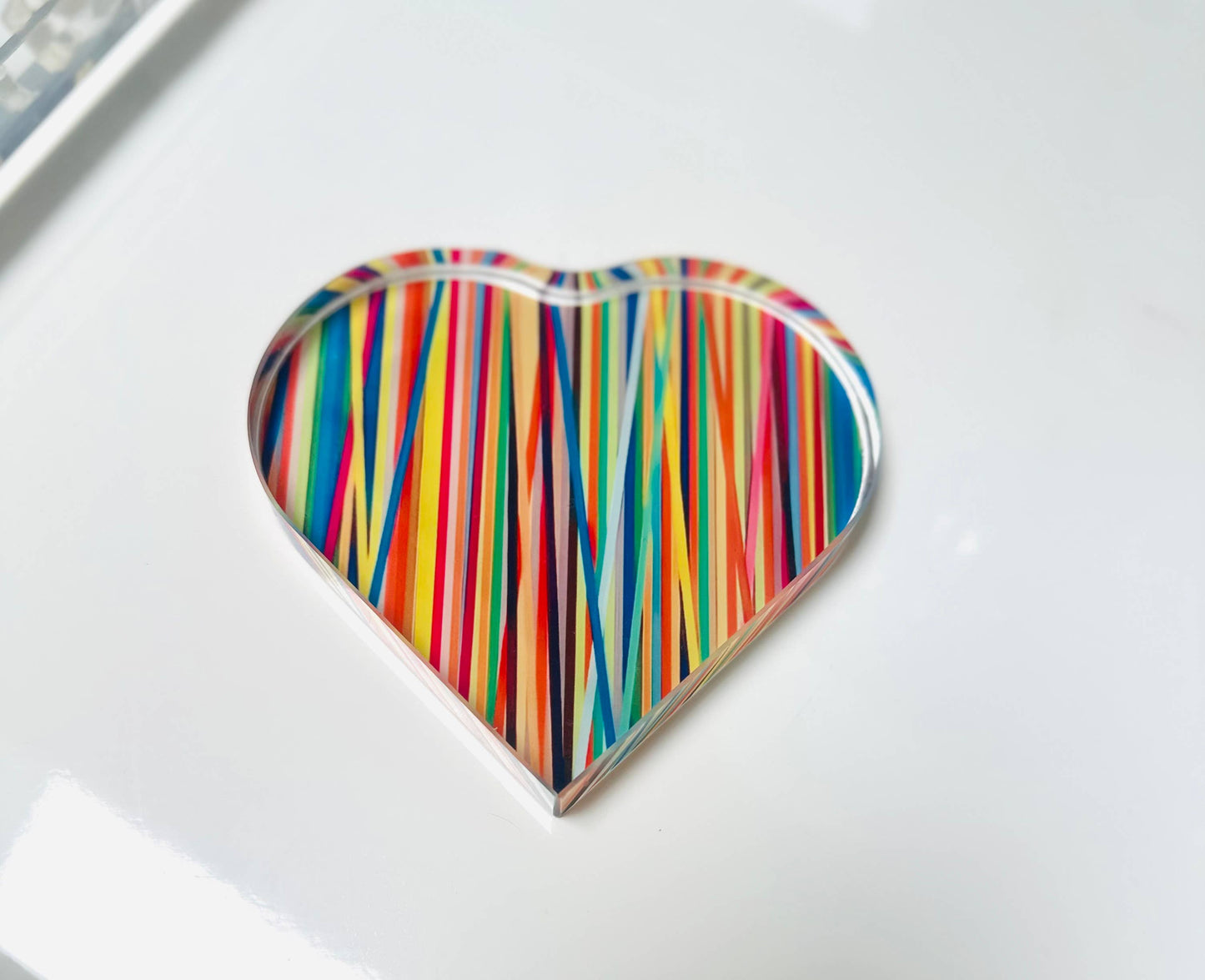 Colorful Abstract Lines Crystal Heart Paperweight Decor 