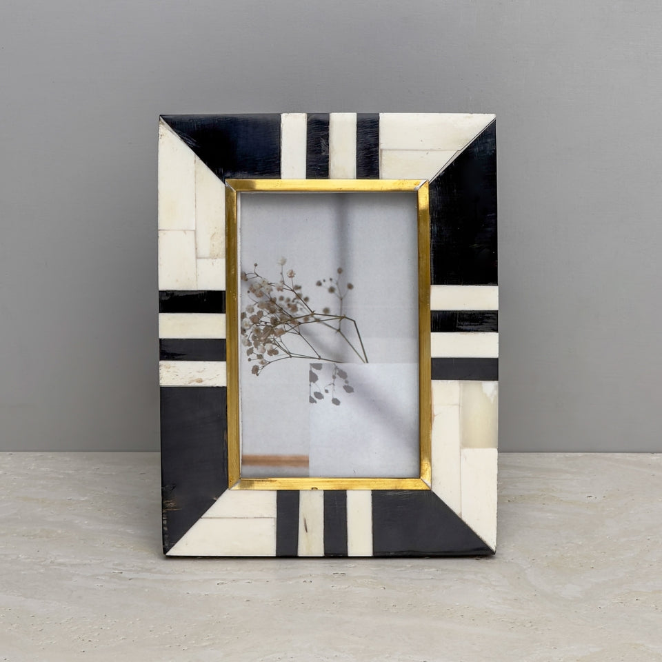 Striped Horn Frame with Brass Trim 4x6