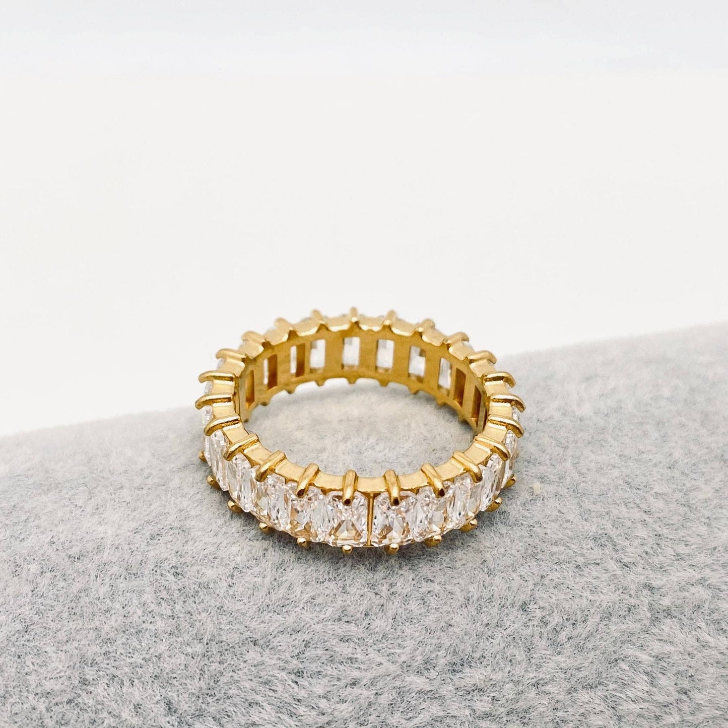 Sparkling CZ Ring