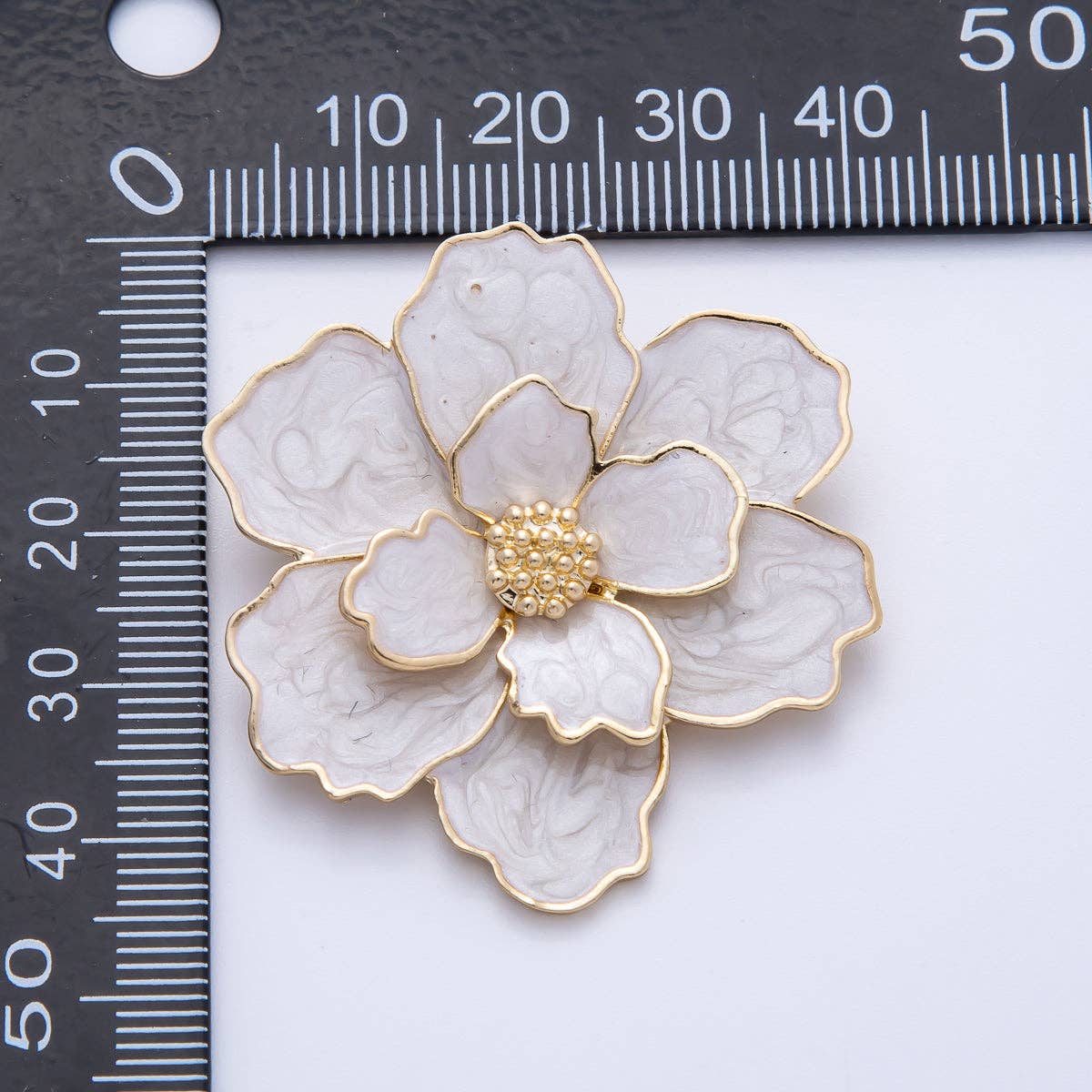 Gold 42mm x 34.5mm White Glitter Enamel Flower Pin Brooch