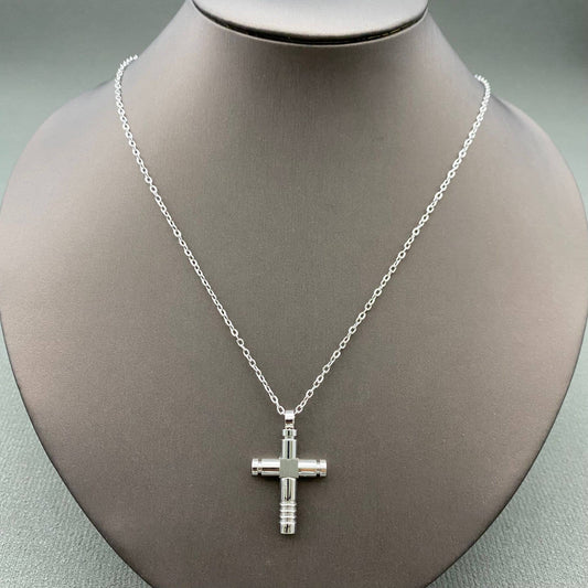 18K Gold Pltd. Cross Pedant