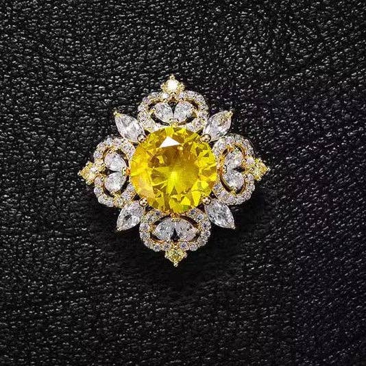 Cruciferous Alloy Rhinestone Brooch