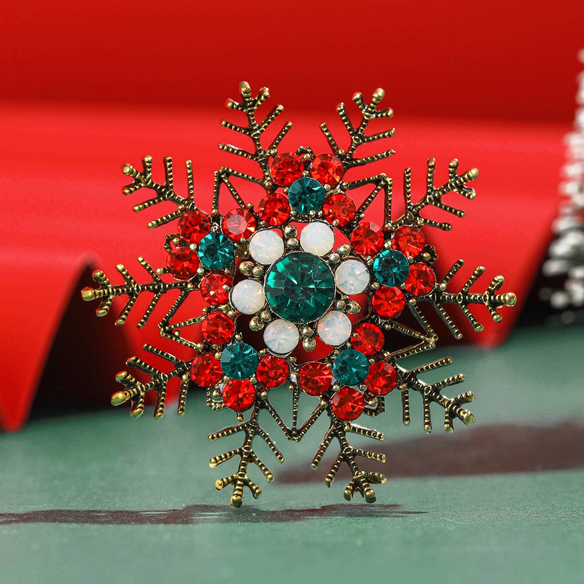 Vintage Rhinestone Snowflake Brooch, Christmas / Winter Pin