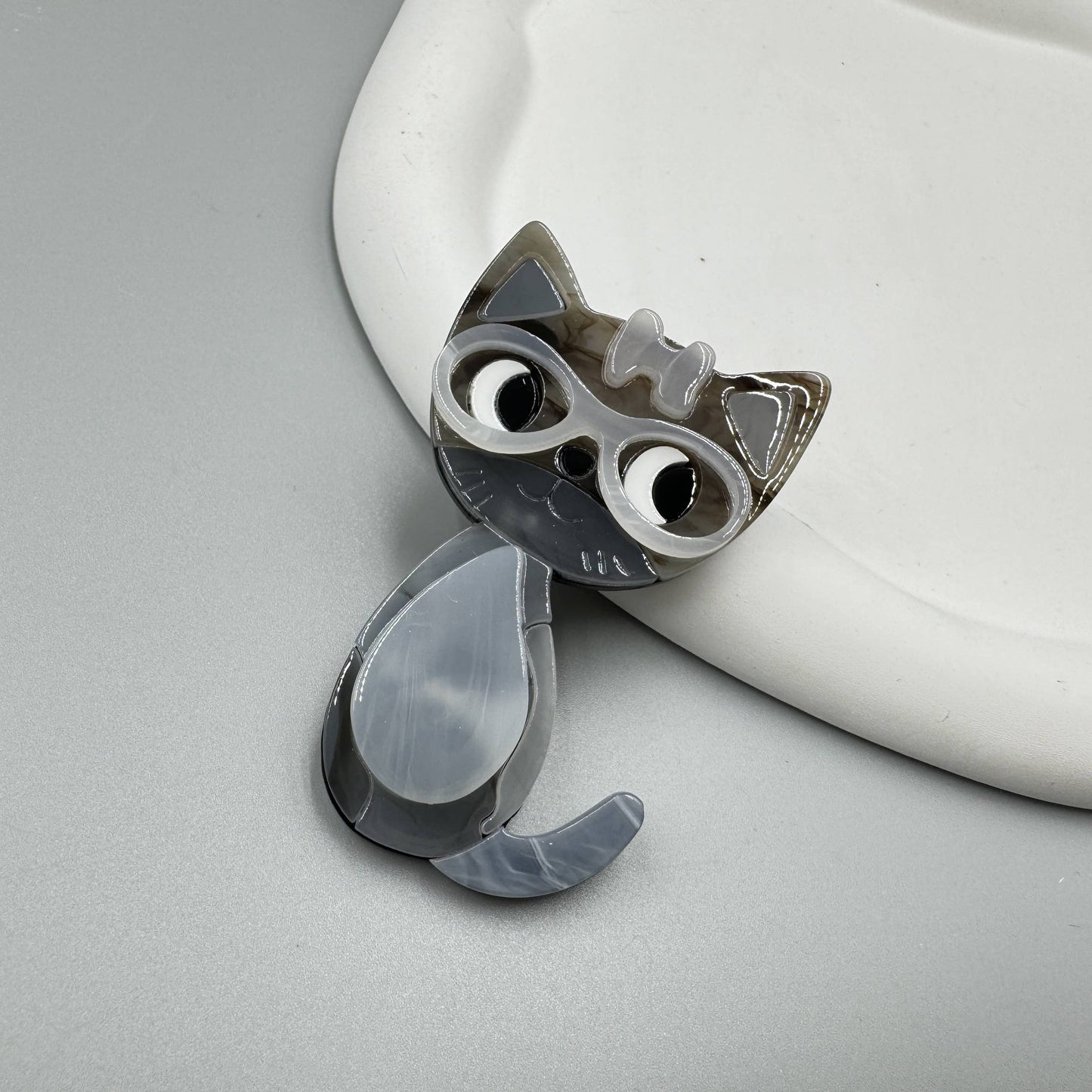 Kitty Acrylic Pin