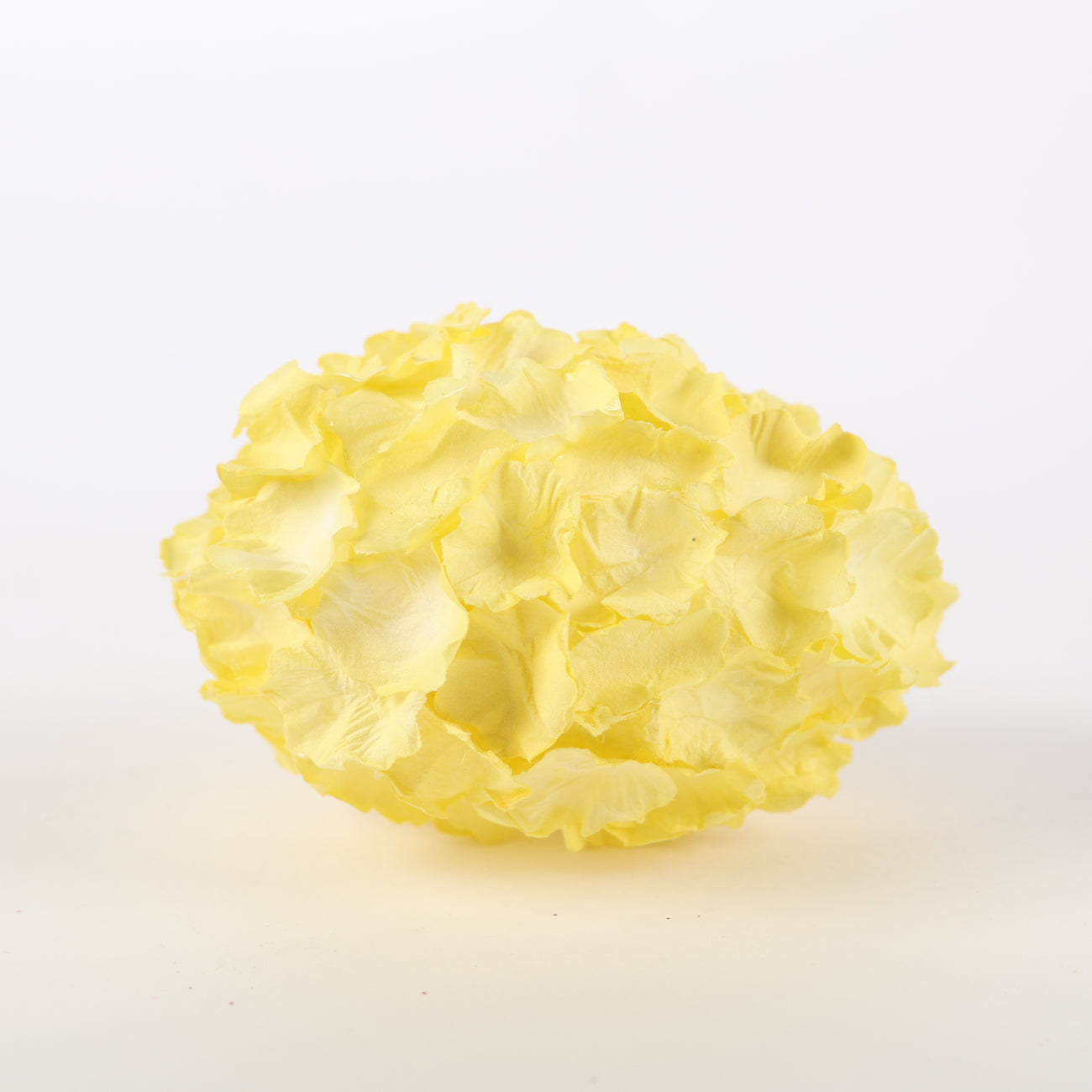 Hydrangea Hanging Egg - Light Yellow