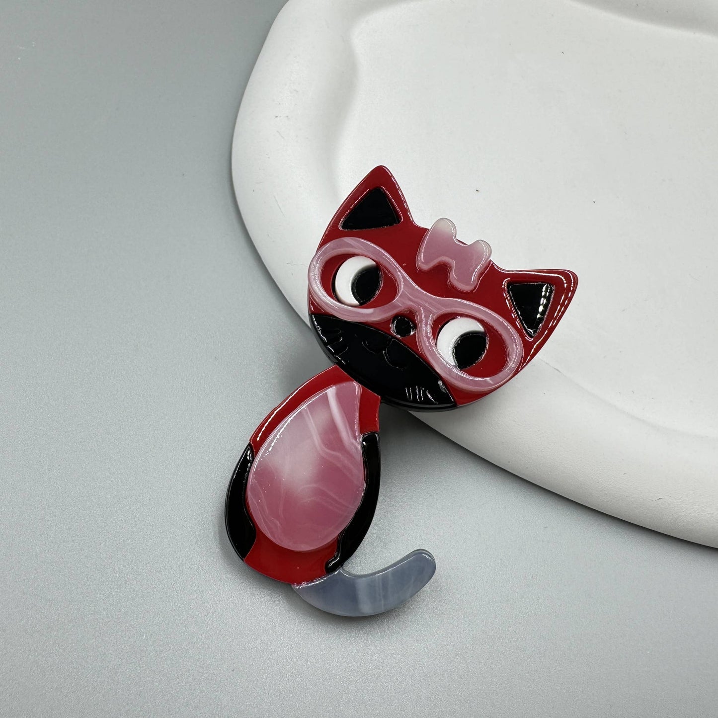Kitty Acrylic Pin