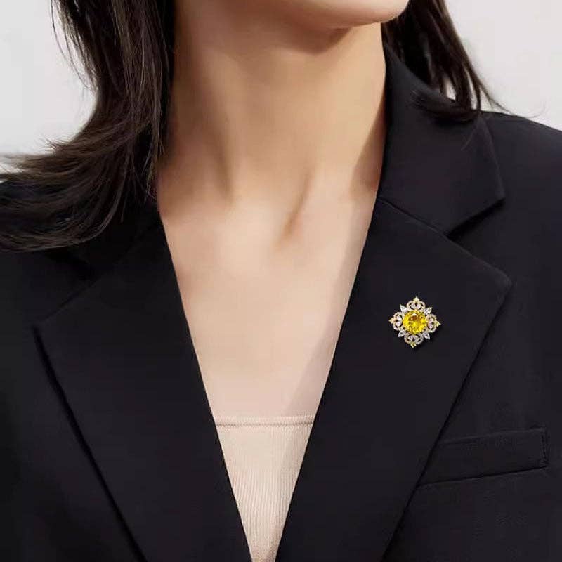 Cruciferous Alloy Rhinestone Brooch