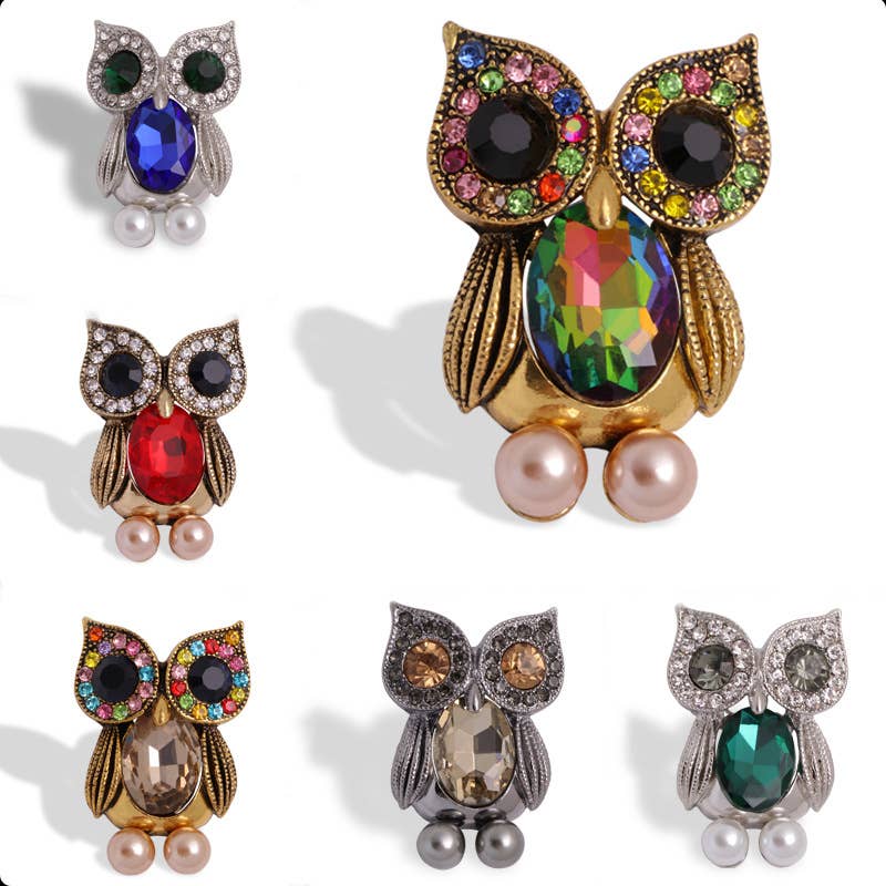 Cute Big Eyed Diamond-Studded Owl Alloy Brooch
