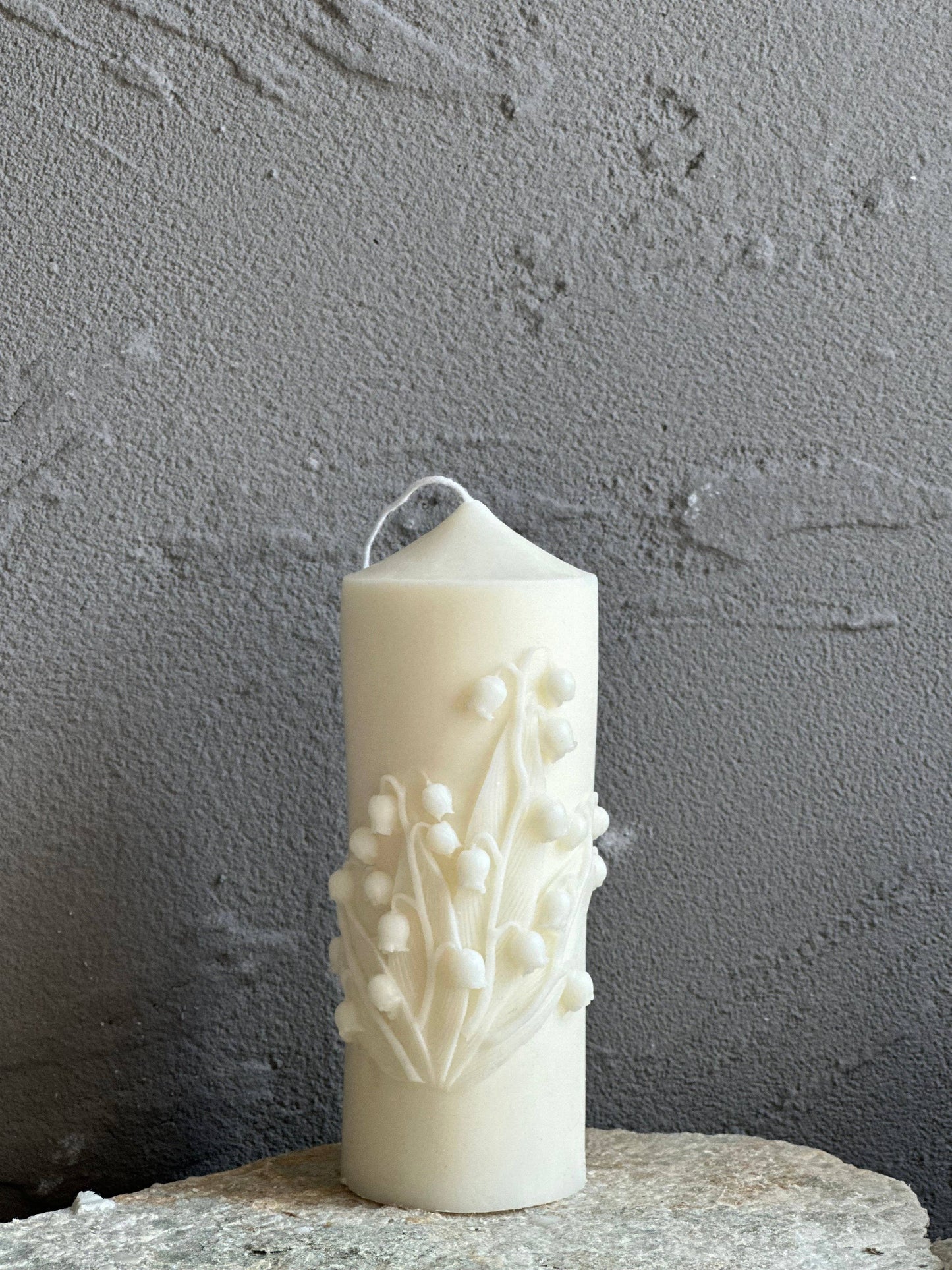 Lily of the Valley Candle: Ivory / Vanilla   - Clearance