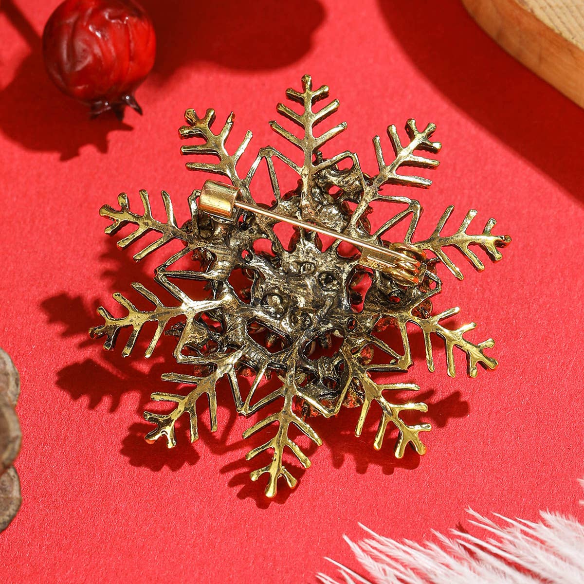 Vintage Rhinestone Snowflake Brooch, Christmas / Winter Pin