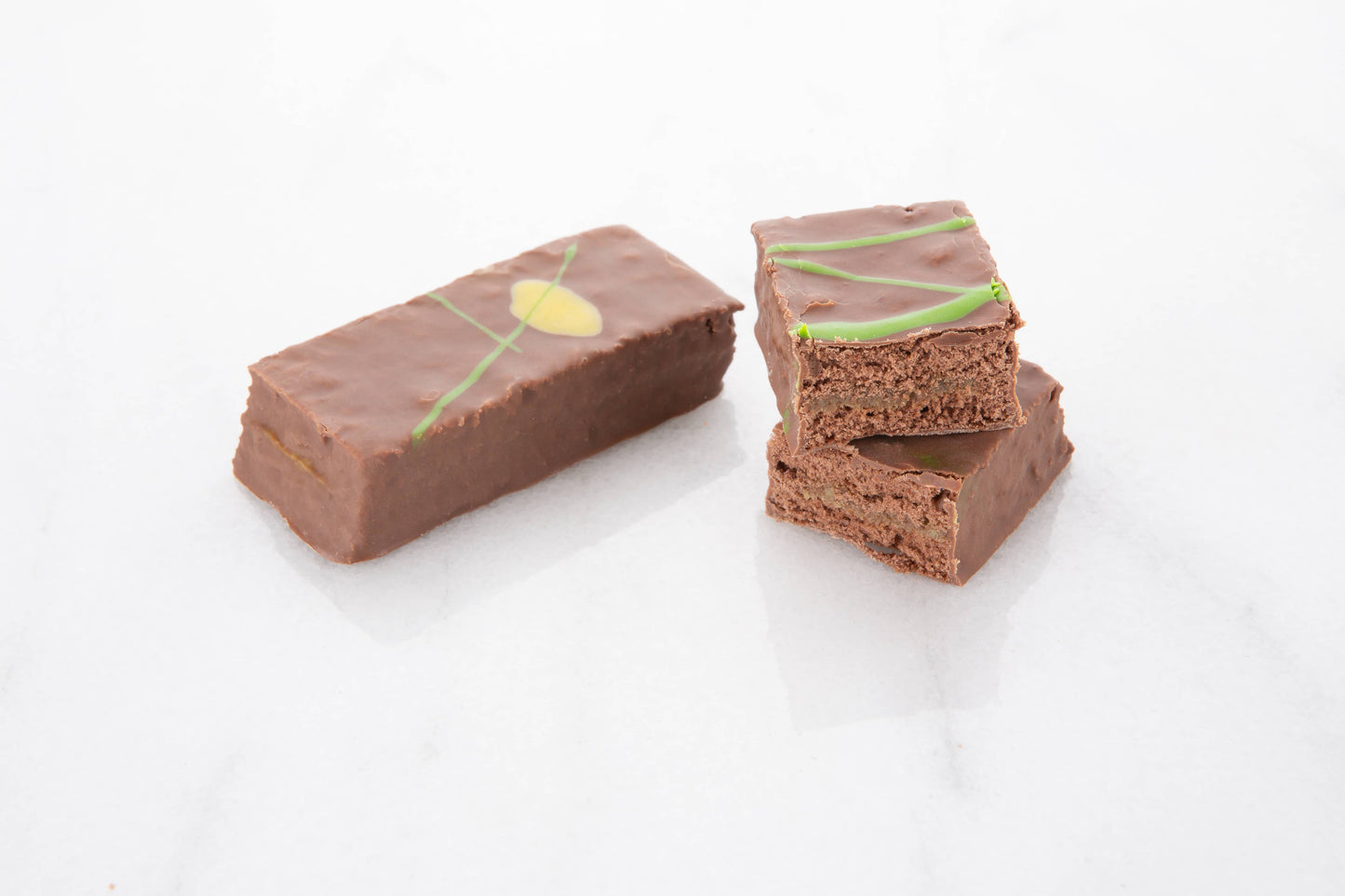 Viral Dubai Pistachio Pie Cake with Milky Chocolate