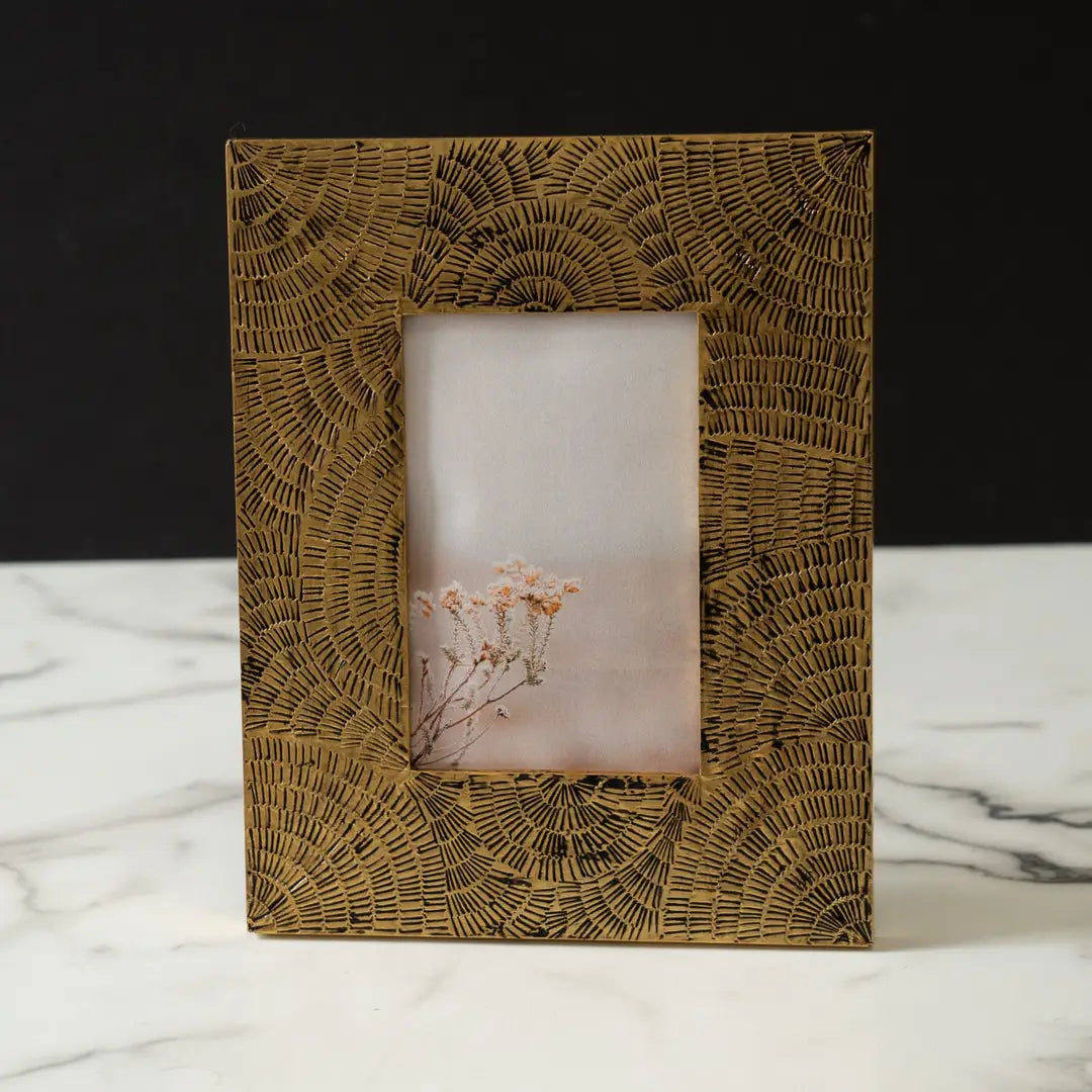 Gold Wood 4x6 Photo Frame